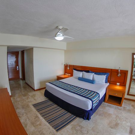 Plaza Pelicanos Grand Beach Resort All Inclusive Puerto Vallarta Exteriér fotografie